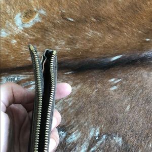 LV Key Pouch- Broken Zipper, No Chain